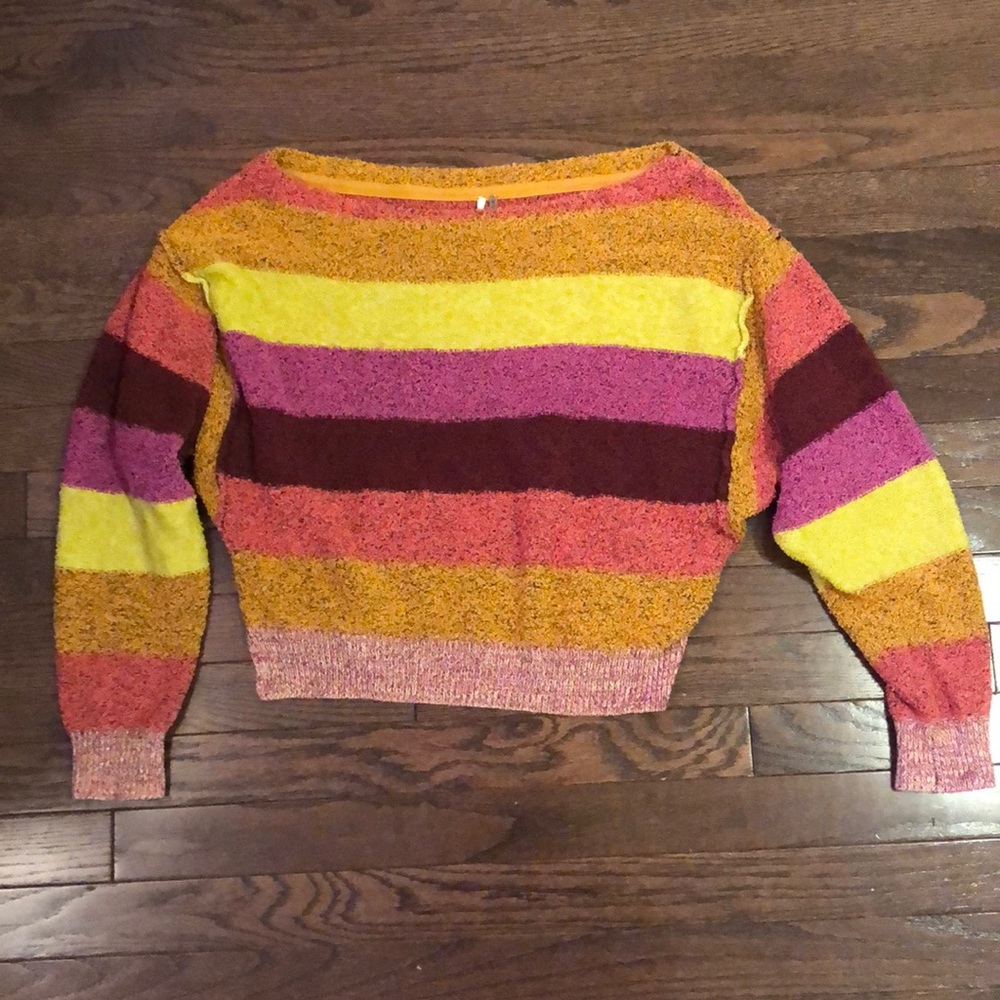 Free People cropped slouchy sweater!!